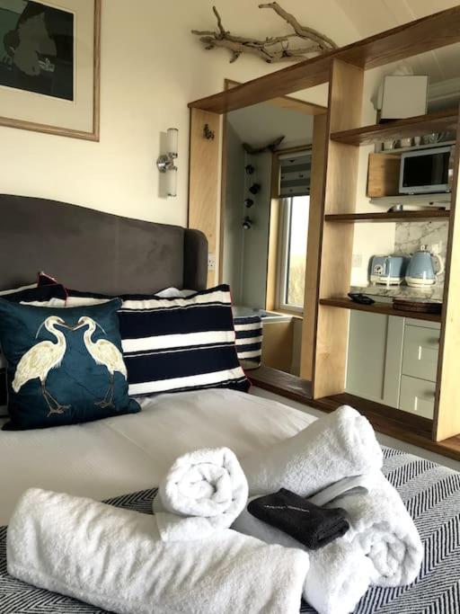 Hotel The Beach Hut Orbost Esterno foto