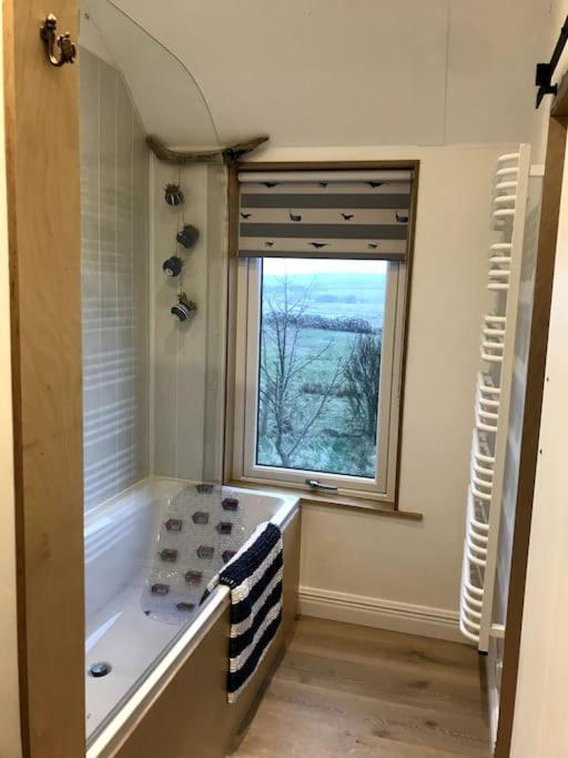 Hotel The Beach Hut Orbost Esterno foto